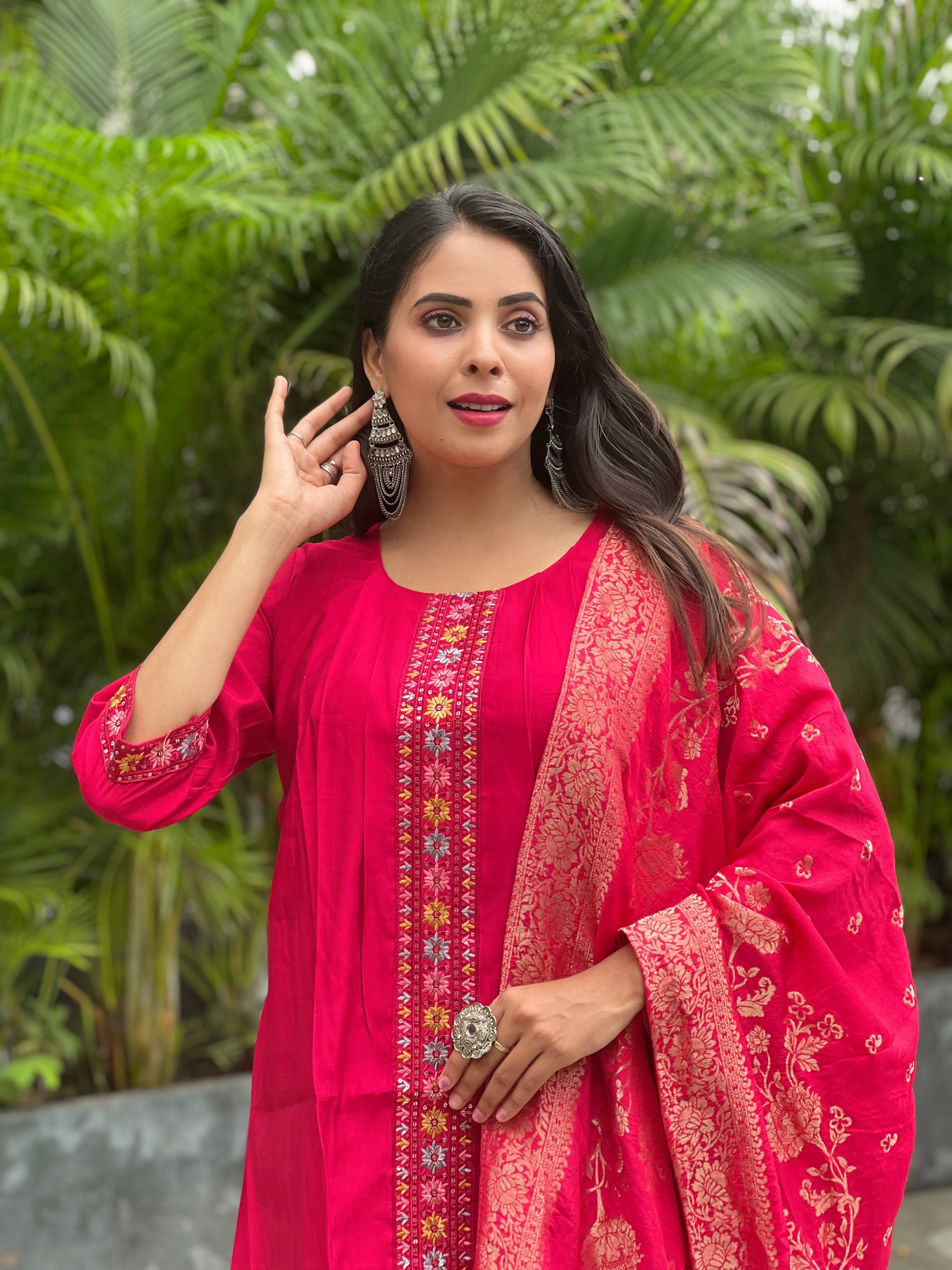 Designer Kurta Sets for Women | Traditional Indian Clothing संgam