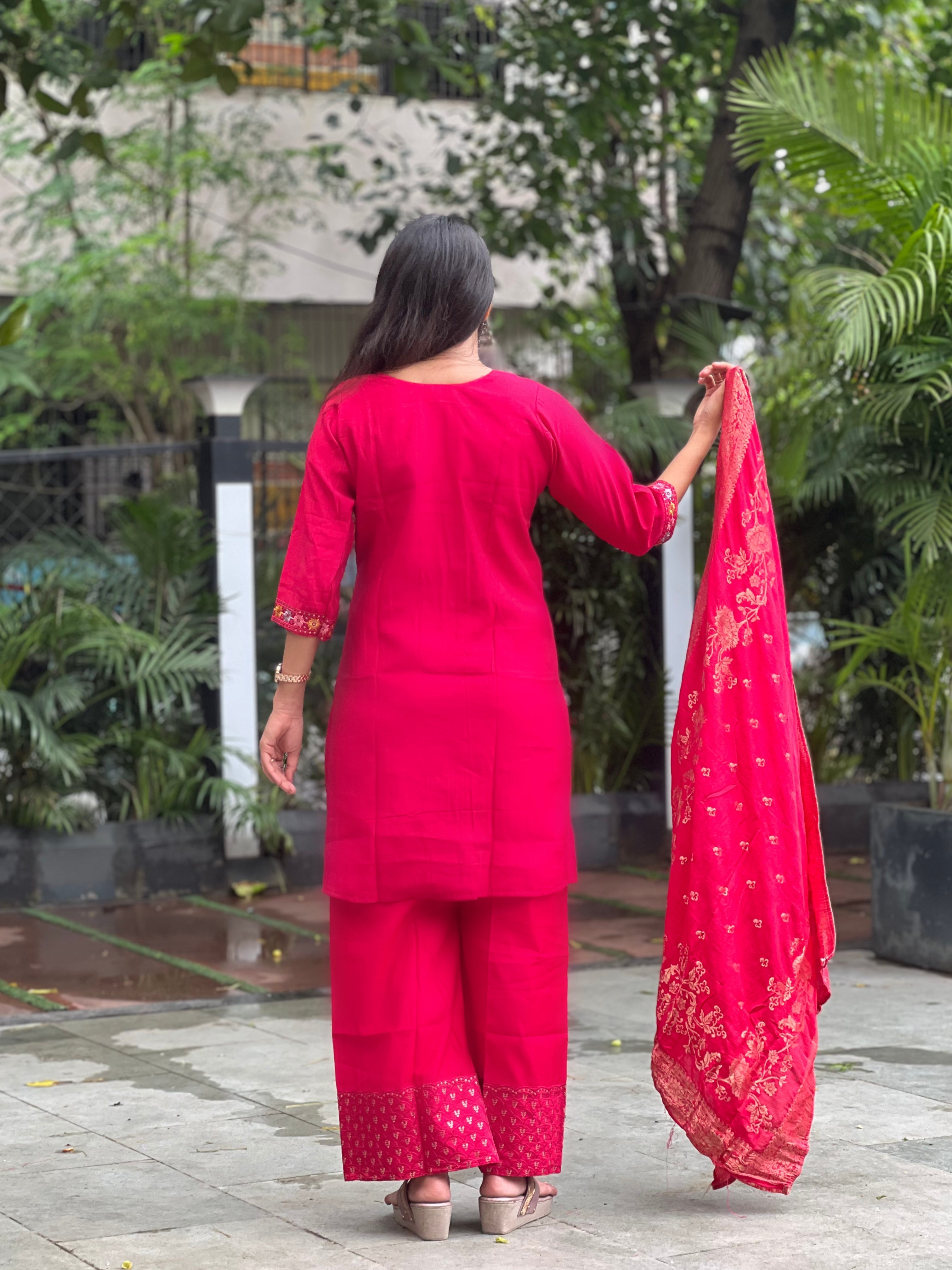 Designer Kurta Sets for Women | Traditional Indian Clothing संgam